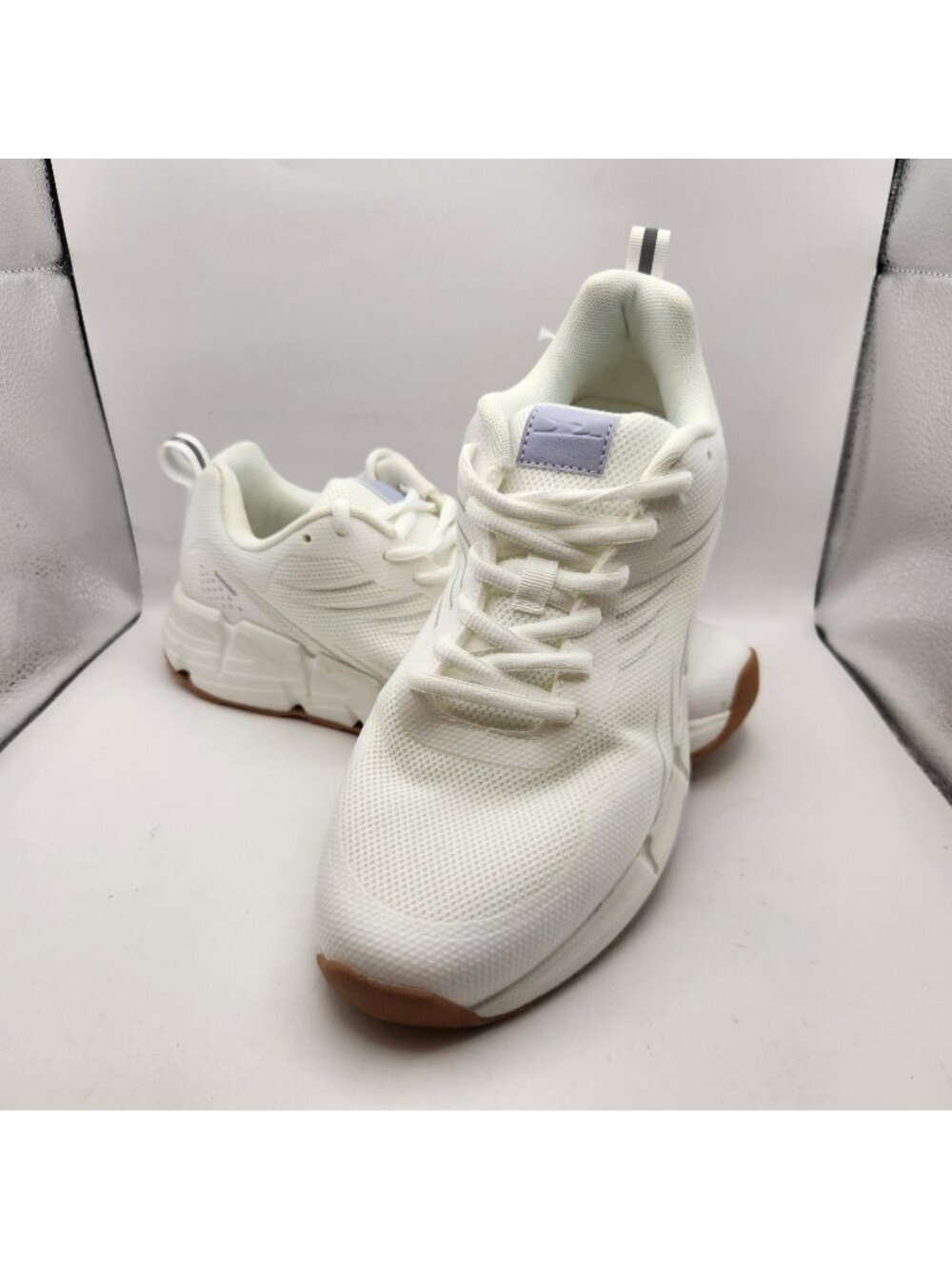 Crane Womens Memory Foam Athletic Shoes White US 10 Lace Up Sneakers